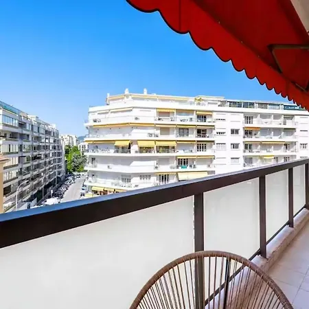 2 Bedrooms Apartment&2 Bathrooms - 160a Cannes